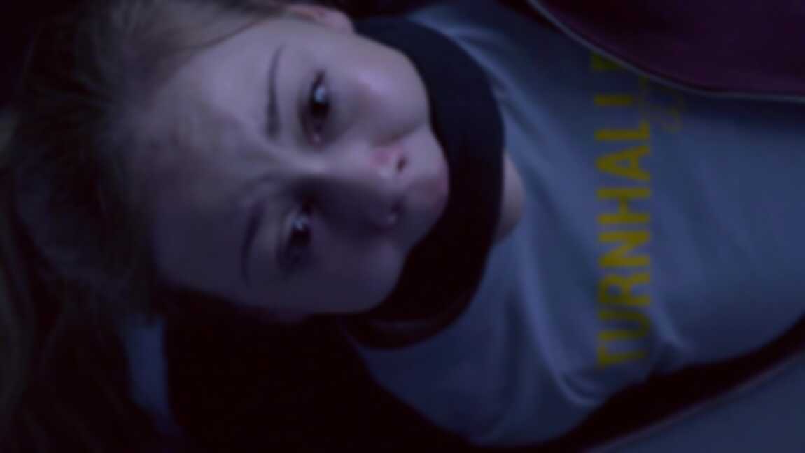 Unter uns (1994) - S01E7567 - Ein Flirt ist noch kein Ehebruch - cover.jpg