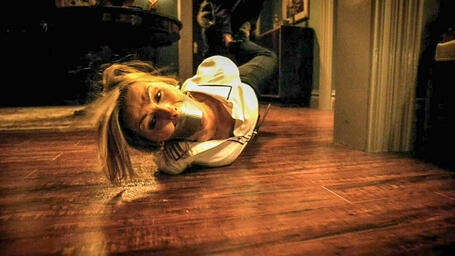 CSI; NY (2004) - S08E11 - Who's There_ - cover.jpg