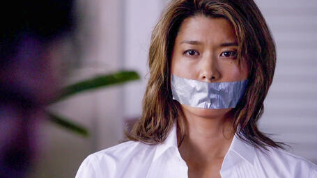 Hawaii Five-0 (2010) - S06E01 - Mai ho'oni i ka wai lana malie - cover.jpg